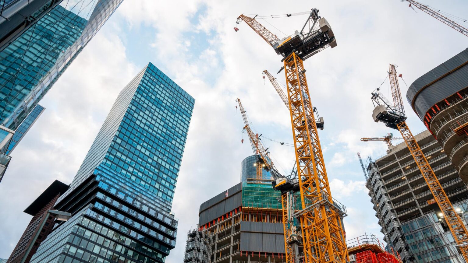 construction-works-frankfurt-downtown-germany